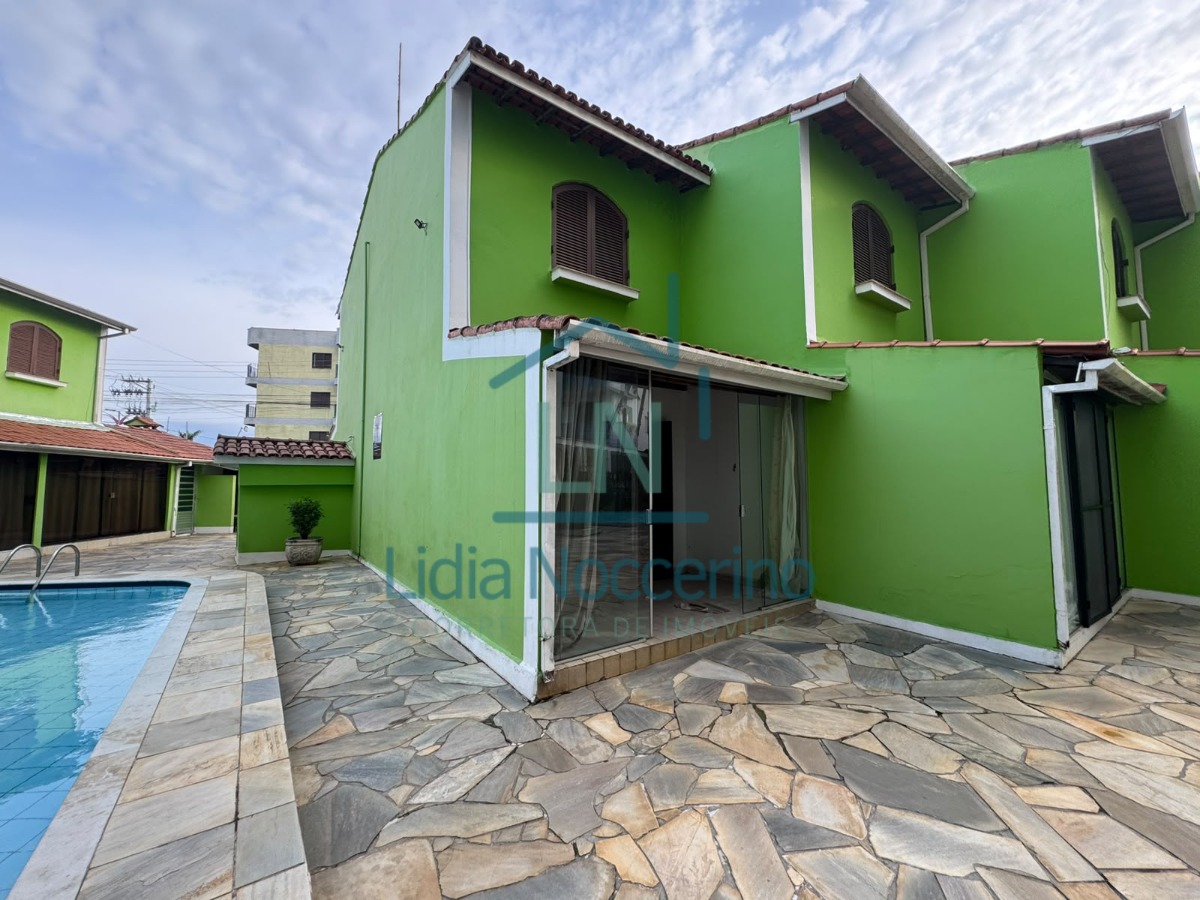 Casa, 2 quartos, 72 m² - Foto 1
