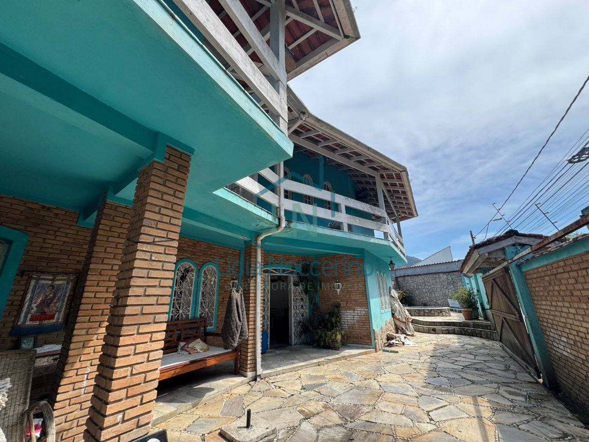 Casa, 3 quartos, 250 m² - Foto 1