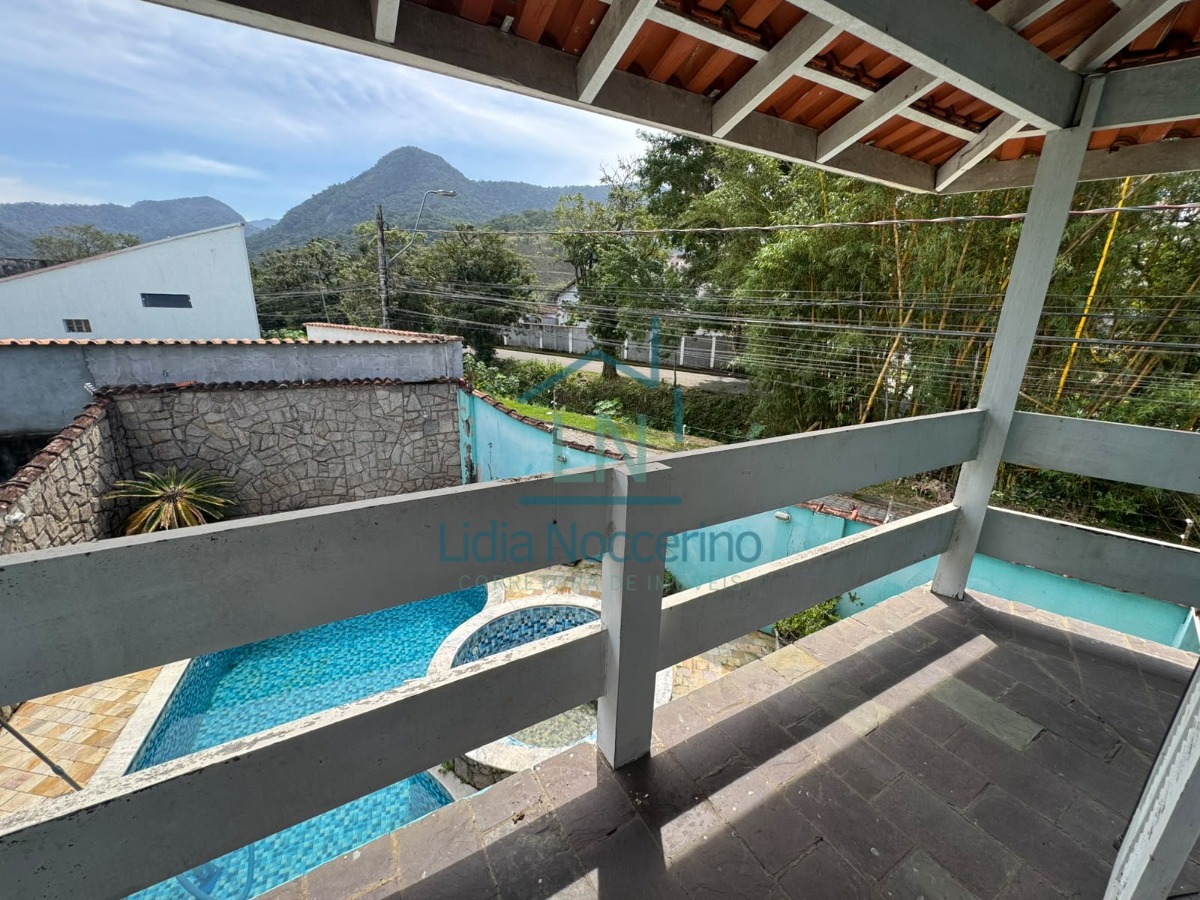 Casa, 3 quartos, 250 m² - Foto 17